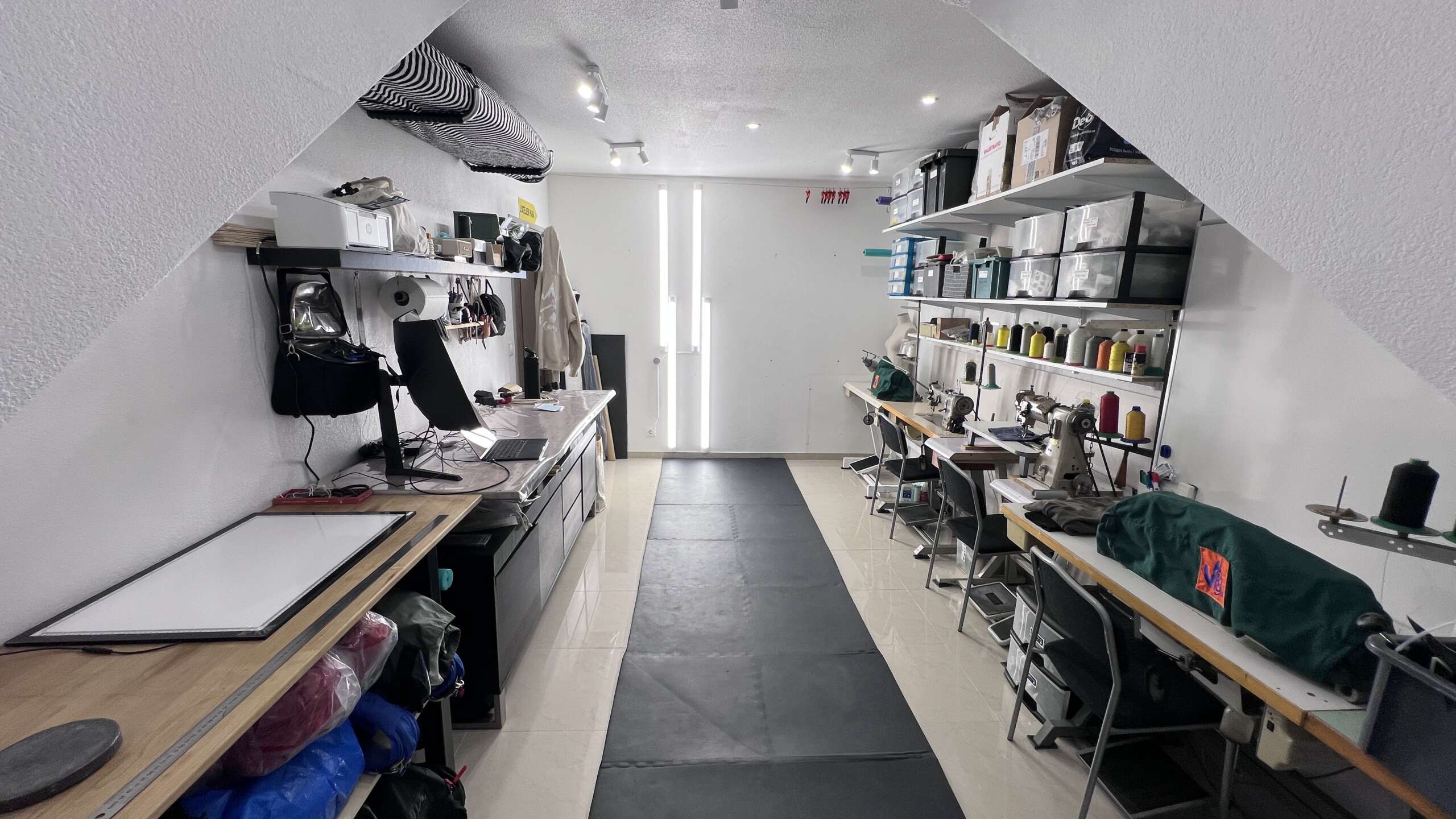 Atelier de parachutisme réparation pliage controle skyschool